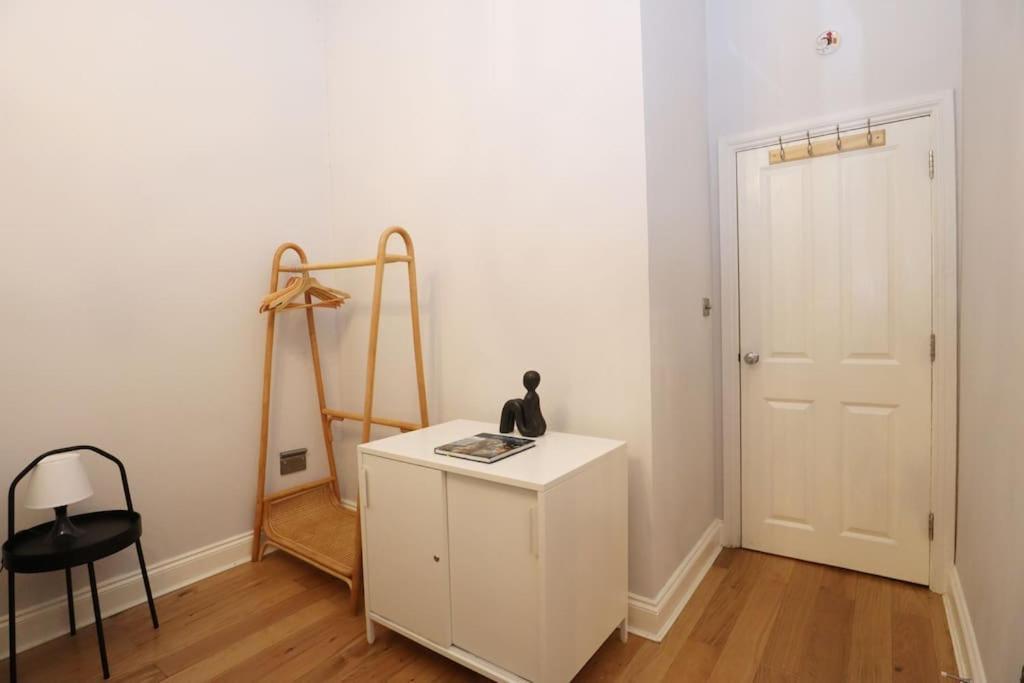 Seagulls Nest- Stylish 1 Bed Seafront Apartment Hastings Bagian luar foto