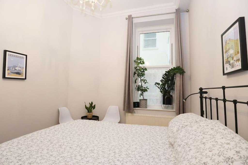 Seagulls Nest- Stylish 1 Bed Seafront Apartment Hastings Bagian luar foto